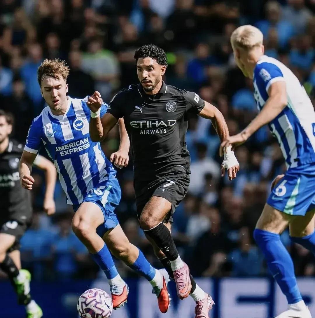 关于曼城轻松晋级，实力樱桃队难以匹敌的信息